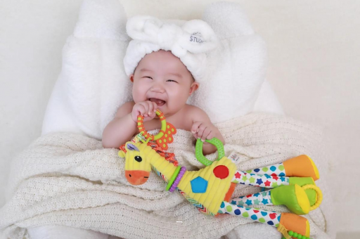 宁国宝宝为什么会吐奶